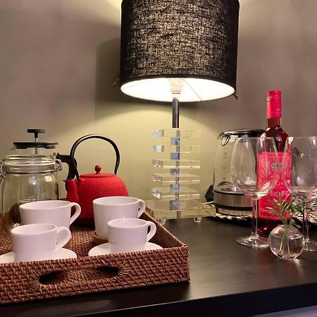 Chic Suite Figueiras W Balcony In Taviras Historical Centre ภายนอก รูปภาพ